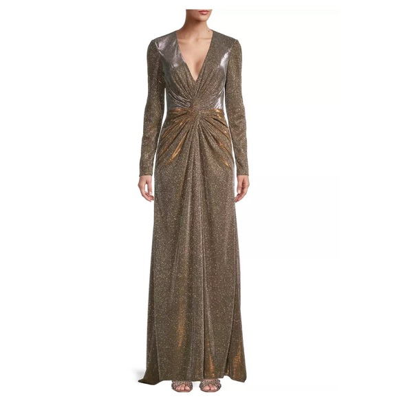 Mac Duggal Plunge Neck Metallic Long Sleeve Gown - Picture 4 of 16